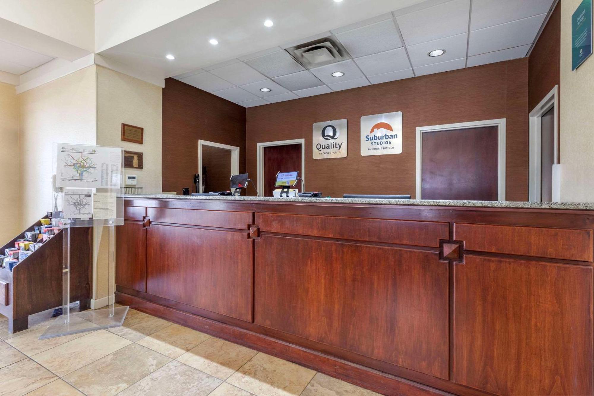 Suburban Studios Tysons Corner Vienna Exterior photo
